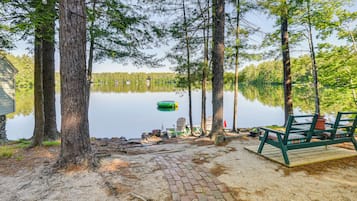 Cottage (2 Bedrooms) | Front of property