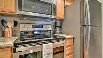 Apartment (1 Bedroom) | Interior