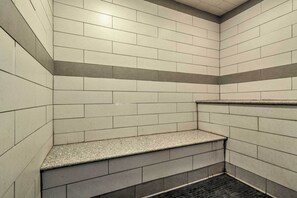 Apartment (1 Bedroom) | Interior - Walk to Main St: Frisco Condo w/ Community Pool! (Frisco)