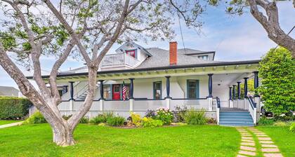 Cozy Carpinteria Apartment: Walkable Location