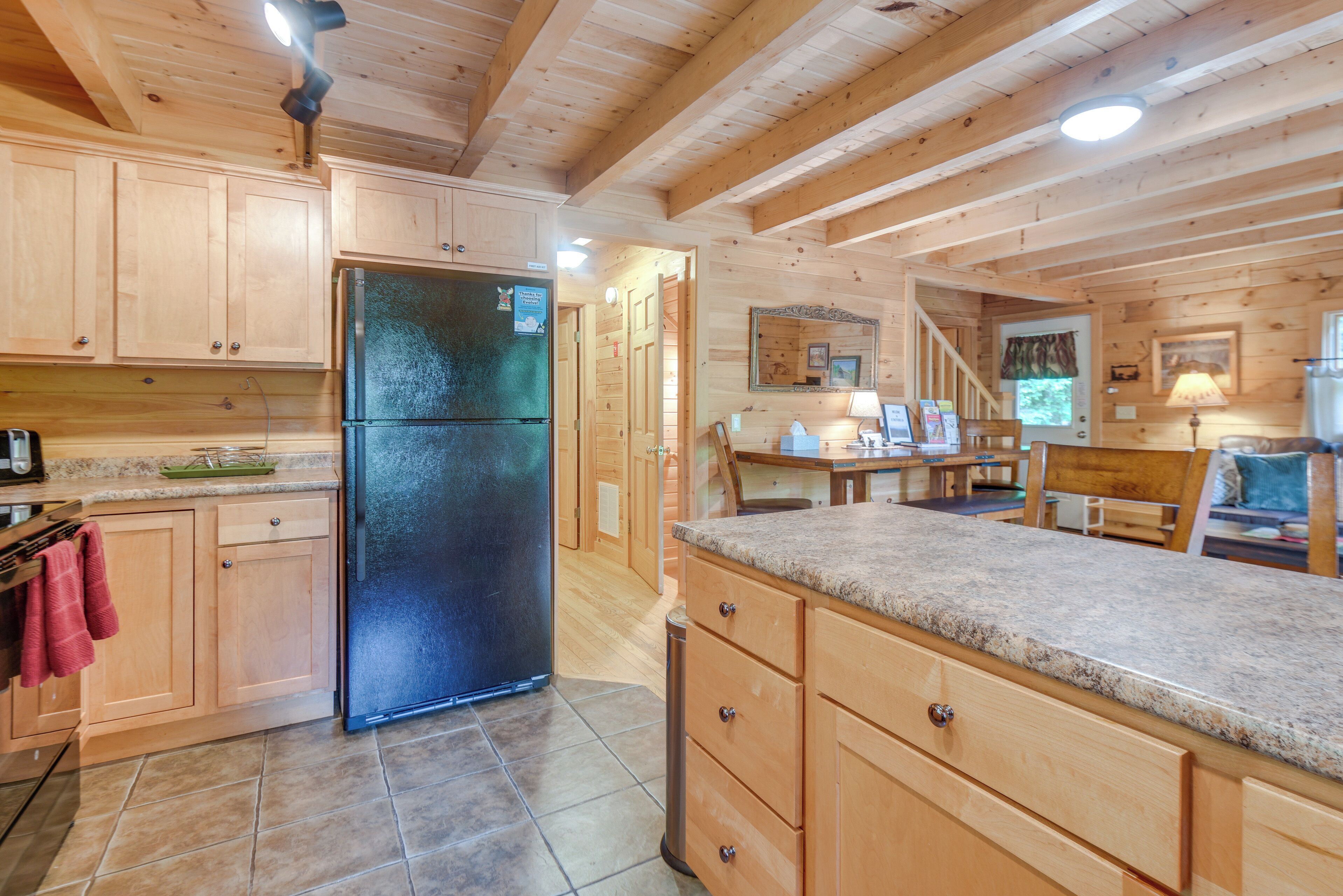 House (4 Bedrooms) | Interior