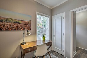 House (2 Bedrooms) | Interior - 4 Mi to Dtwn: Dallas Gem w/ Furnished Patio (Dallas)