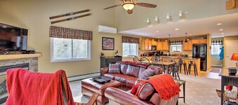 North Conway Retreat - 1 Mi to Cranmore Mountain!