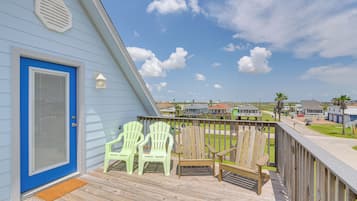 House (3 Bedrooms) | Front of property