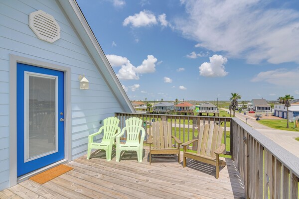 Walk To Water: Family-friendly Surfside Beach Home - Surfside Beach, Freeport