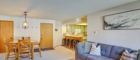 Apartment (2 Bedrooms) | Front of property