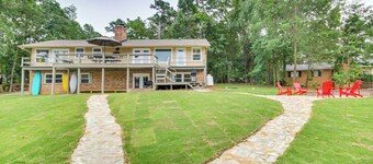 Waterfront Lakehouse w/ Private Dock & Fire Pit!