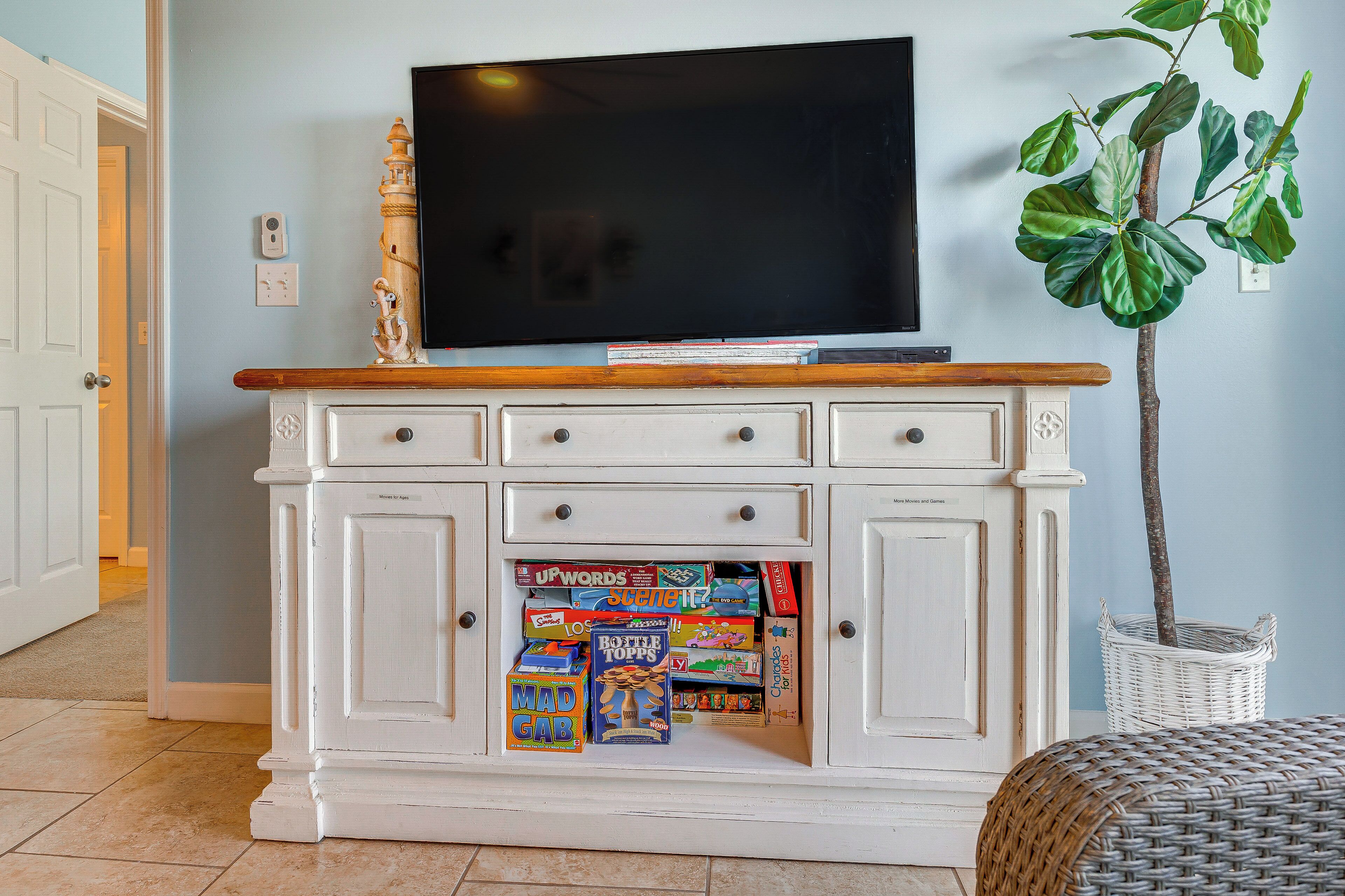 شقة (3 Bedrooms) | المنشأة من الداخل