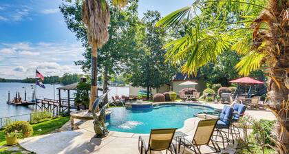 Luxe Lakefront Apartment w/ Shared Pool & Dock!