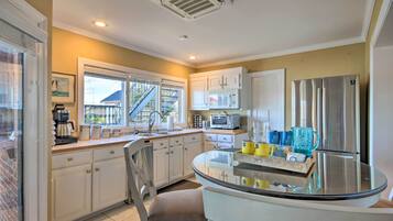 Apartment (2 Bedrooms) | Bahagian dalam