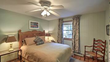 Cottage (2 Bedrooms) | Interior