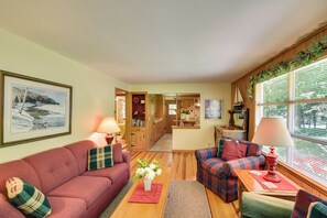 Cottage (2 Bedrooms) | Interior