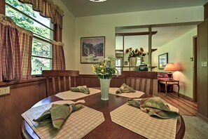 Cottage (2 Bedrooms) | Interior