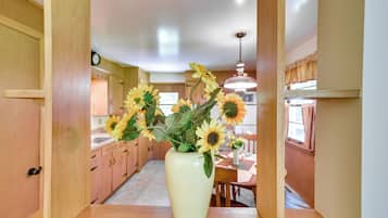 Cottage (2 Bedrooms) | Interior