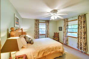 Cottage (2 Bedrooms) | Interior - Ephraim Vacation Rental - 3 Mi to Fish Creek Beach (Ephraim)