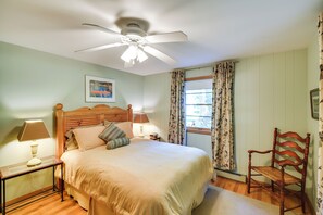 Cottage (2 Bedrooms) | Interior - Ephraim Vacation Rental - 3 Mi to Fish Creek Beach (Ephraim)