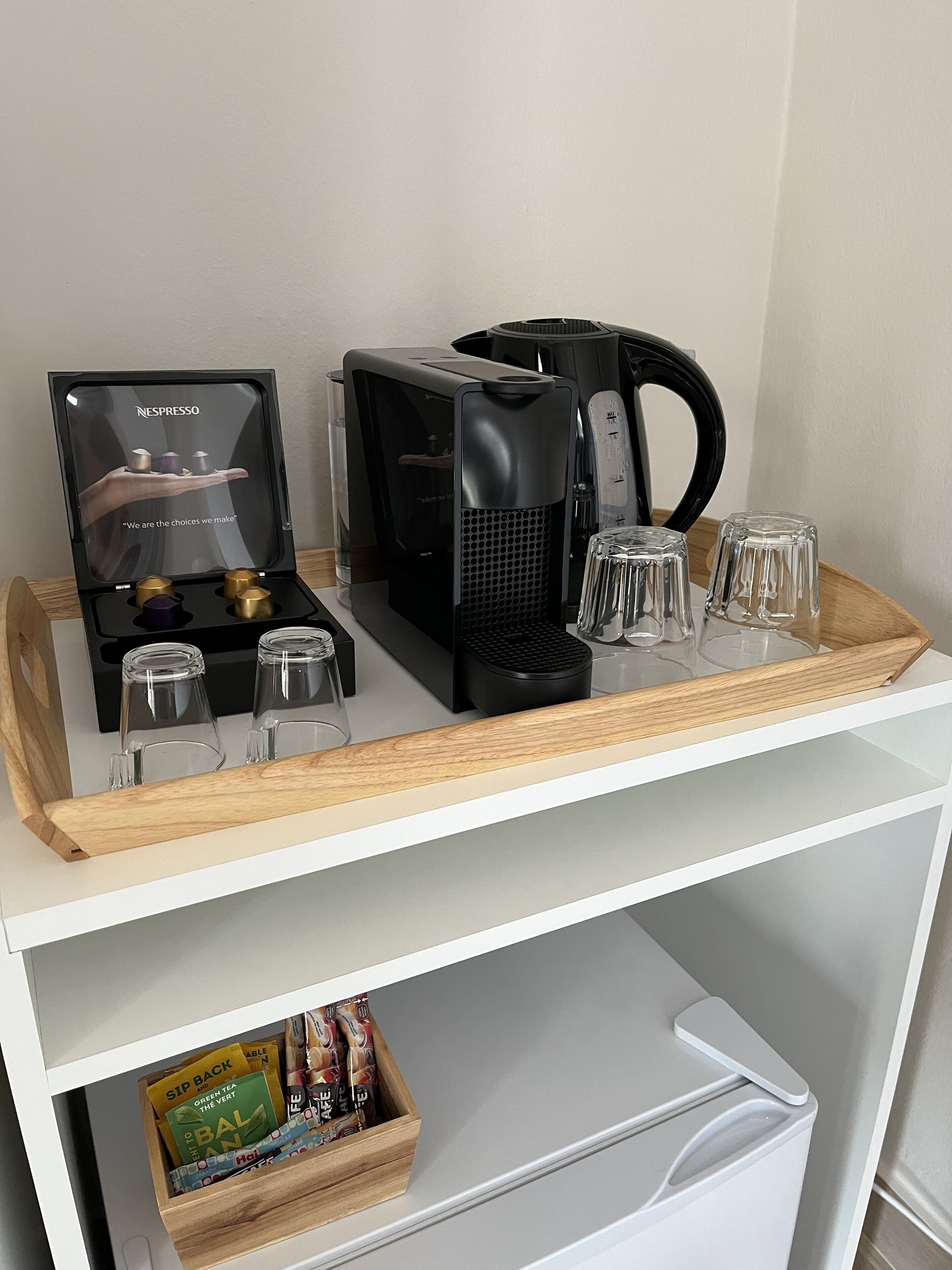 luxury 2 | private kitchenette | espresso maker, coffee/tea maker, electric kettle