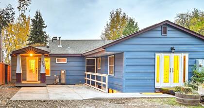 Downtown Anchorage Home, 1 Block to Coastal Trail!