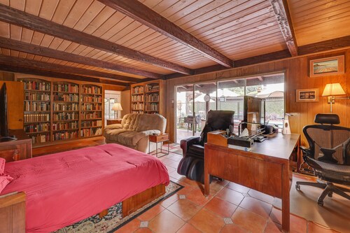 Southern California Vacation Rental: Private Pool!