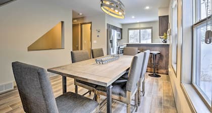 Sleek Frisco Townhome w/ Views: 8 Mi to Copper Mtn