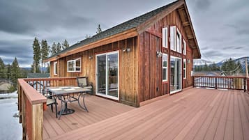 ุงูู
ูุดุฃุฉ ู
ู ุงูุฏุงุฎู