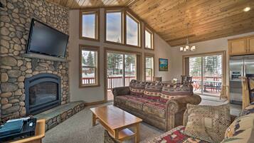 House (3 Bedrooms) | Front of property