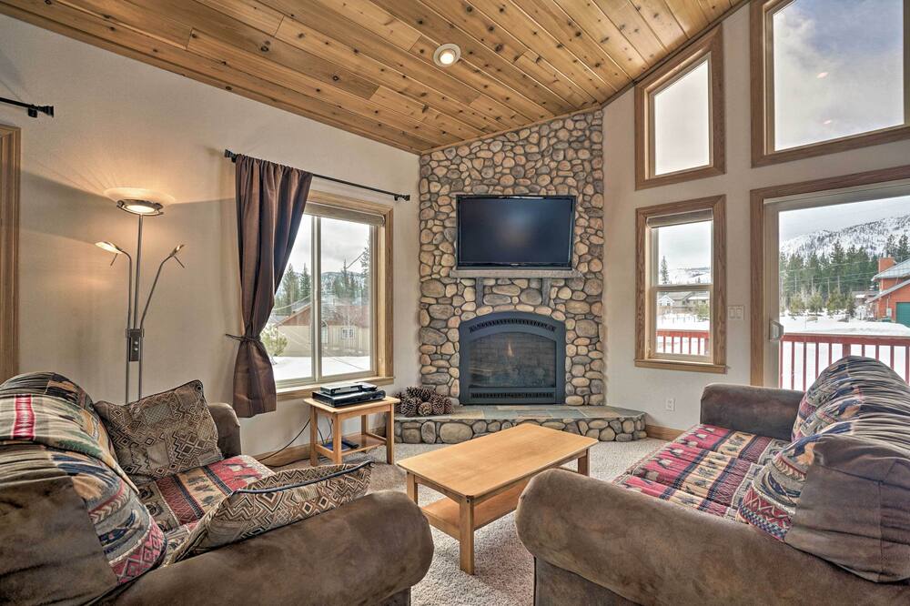 9 Mi to Heavenly Mountain: South Lake Tahoe Home! - Tahoe Keys, CA