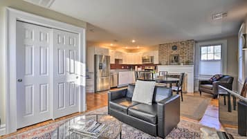 Apartment (1 Bedroom) | Interior