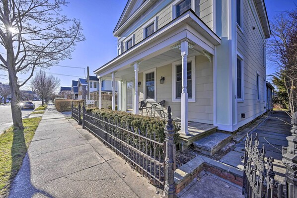 Apartment (1 Bedroom) | Interior