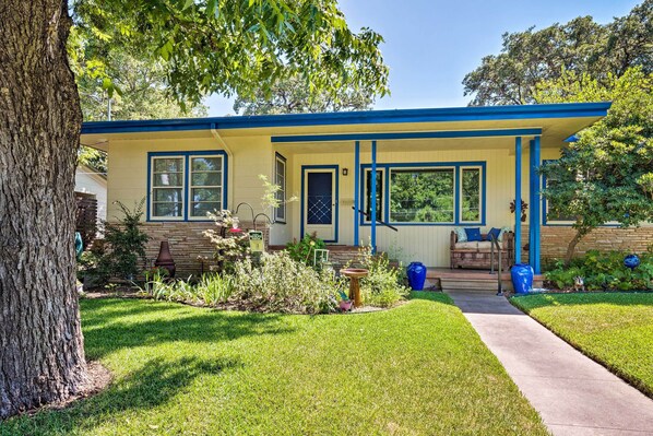 House (2 Bedrooms) | Interior - 3 Mi to Soco: City Escape w/ Patio (Austin)