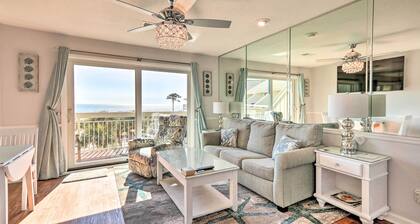 Beachfront Condo w/ Pool Access in Hilton Head!