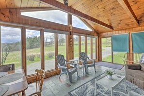 House (3 Bedrooms) | Interior - Tasteful Country Home on 5 Acres ~ 3 Mi to Lake! (Westmoreland)