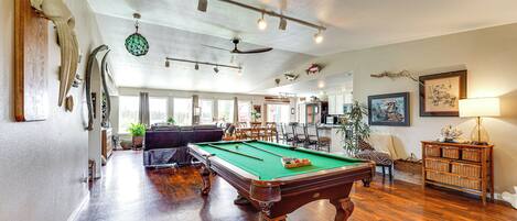 House (5 Bedrooms) | Front of property