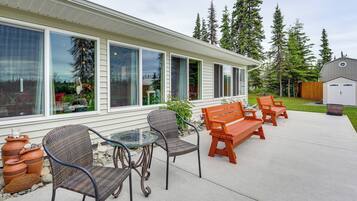 House (5 Bedrooms) | Interior