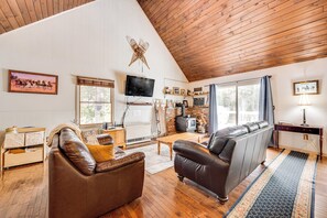 House (3 Bedrooms) | Interior - Rustic Intervale Hideaway w/ Deck & Wooded Views! (Intervale)