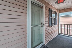 Apartment (2 Bedrooms) | Interior - Resort Amenity Access: Chic Myrtle Beach Condo! (Myrtle Beach)