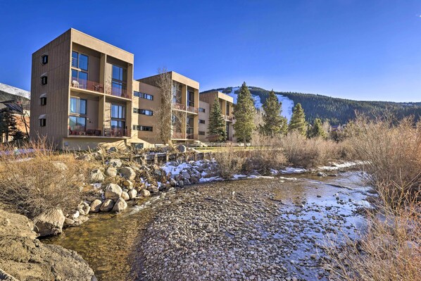 Interior - Copper Mountain Condo Near Ski Lift & Golf Course! (Copper Mountain)