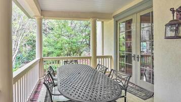 Cottage (2 Bedrooms) | Interior