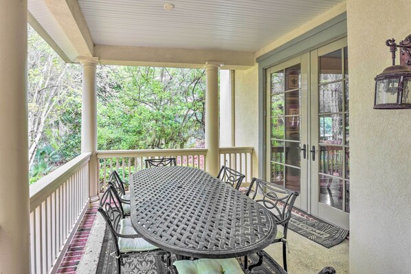 Cottage (2 Bedrooms) | Interior - 5 Mi to Old Town Bluffton: Cottage w/ Patio (Bluffton)