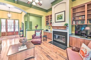 Cottage (2 Bedrooms) | Interior