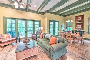 Cottage (2 Bedrooms) | Interior - 7 Mi to Beach: Bluffton Cottage w/ Furnished Patio (Bluffton)