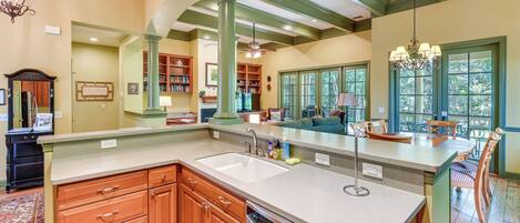 Cottage (2 Bedrooms) | Interior