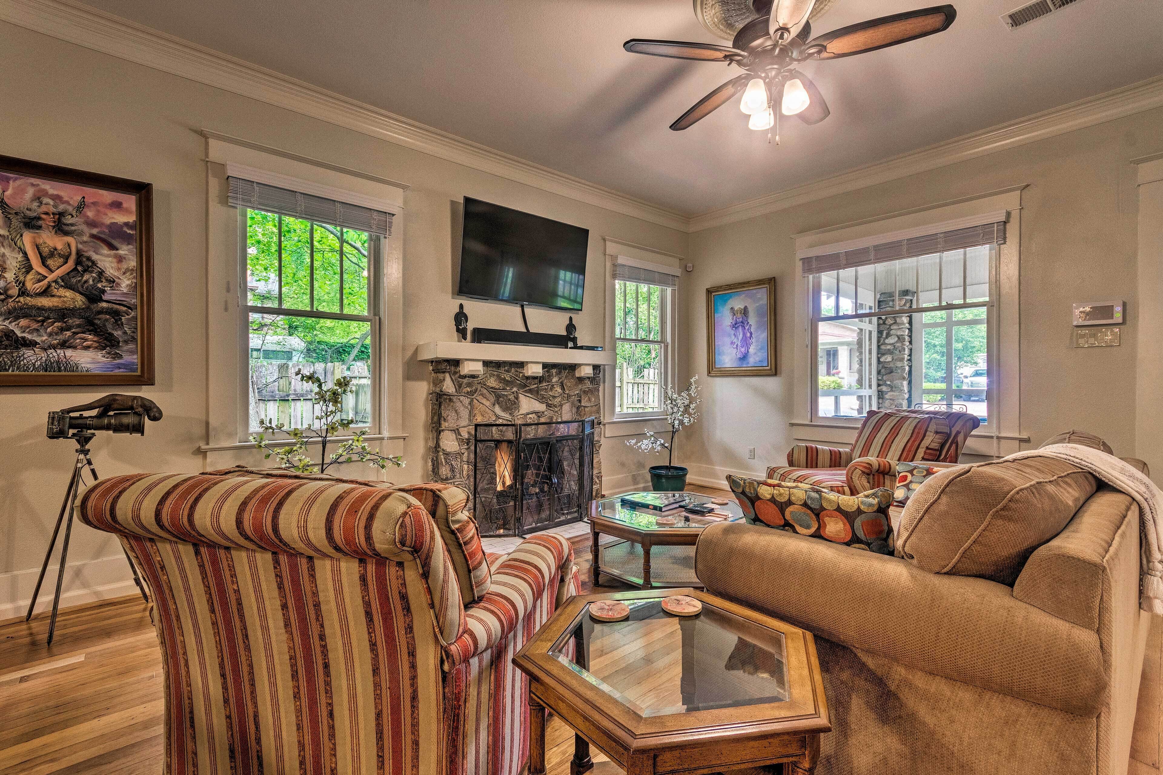 House (2 Bedrooms) | Interior