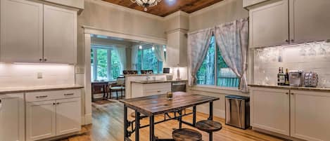 Casa (2 Bedrooms) | Interior
