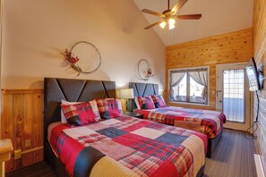 Apartment (0 Bedroom) | Interior - 2 Mi to Granby Ranch: Resort Studio w/ Pool Access (Granby)