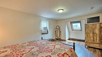 House (1 Bedroom) | Interior