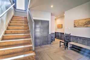 House (3 Bedrooms) | Interior - Alma Retreat w/ Mtn Views ~ 17 Mi to Breck! (Alma)