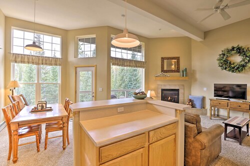 Silverthorne Gem w/ Community Perks: 11 Mi to Ski!