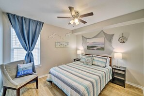 Apartment (2 Bedrooms) | Interior - Corpus Christi Condo w/ Pool Access, Walk to Beach (Corpus Christi)