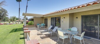 Golf Course View & Pool Access: Palm Desert Condo